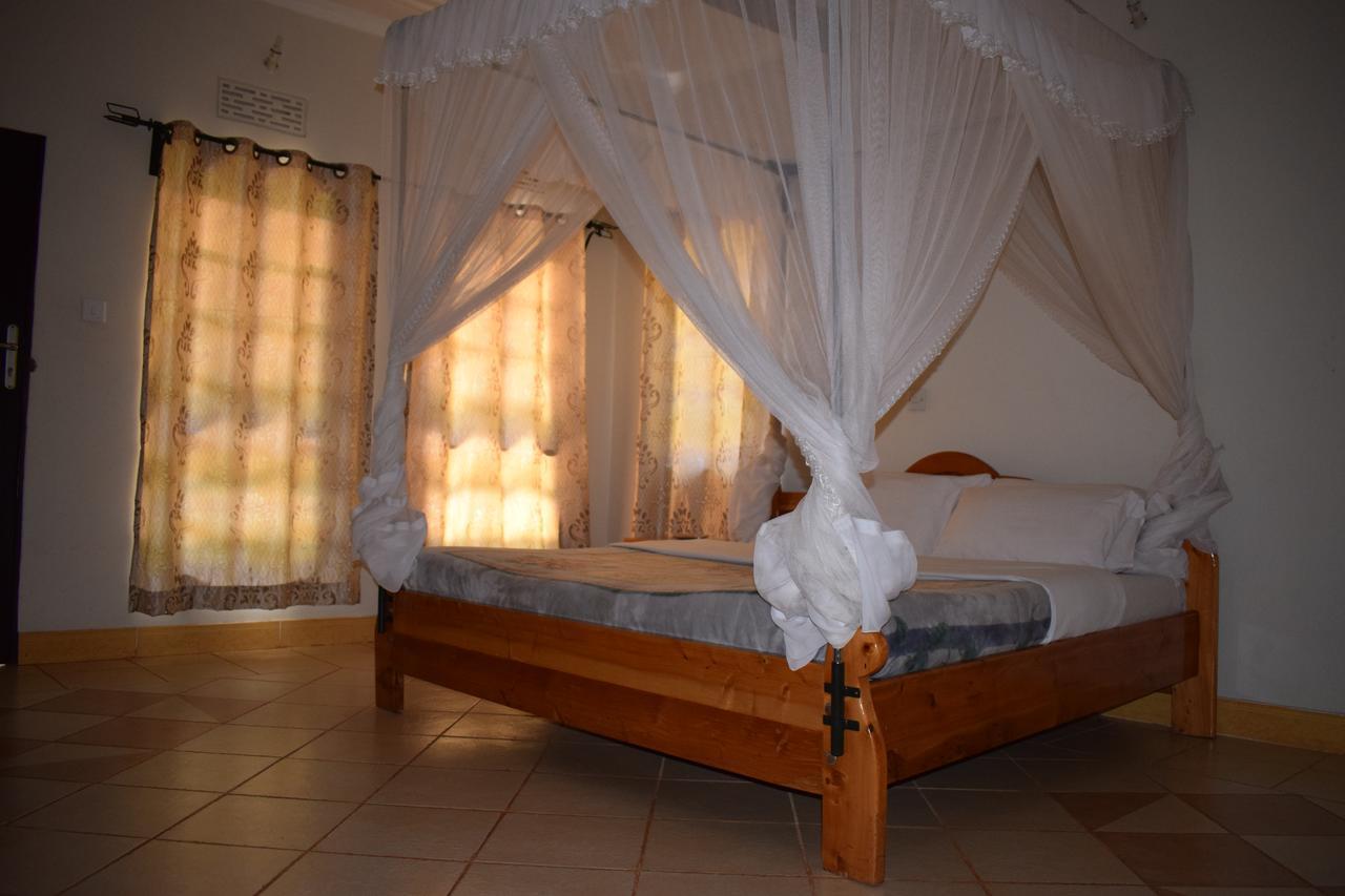 Ngorongoro Lodge Karatu Exterior photo